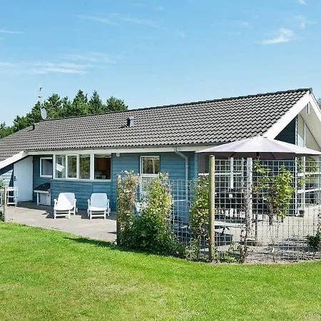 Three-bedroom Holiday In 8 Dom wakacyjny