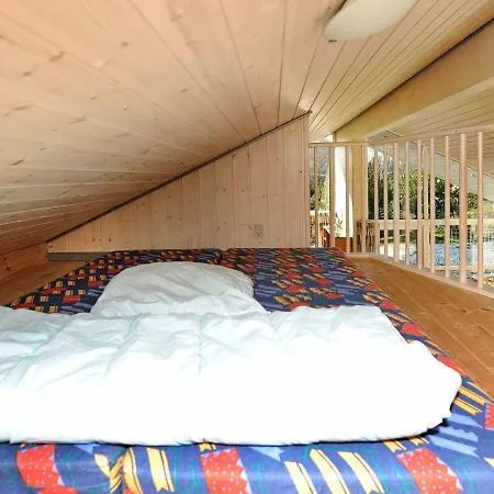 Three-bedroom Holiday In 8 Oksbøl